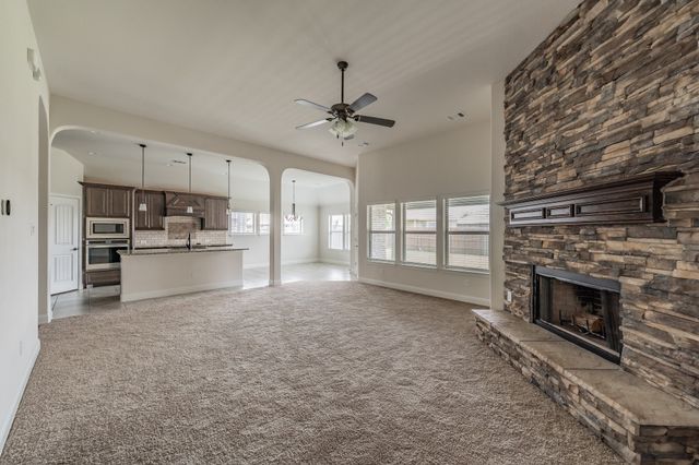 452 Wintergreen Drive, Waxahachie, TX 75165