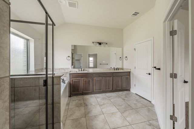 452 Wintergreen Drive, Waxahachie, TX 75165
