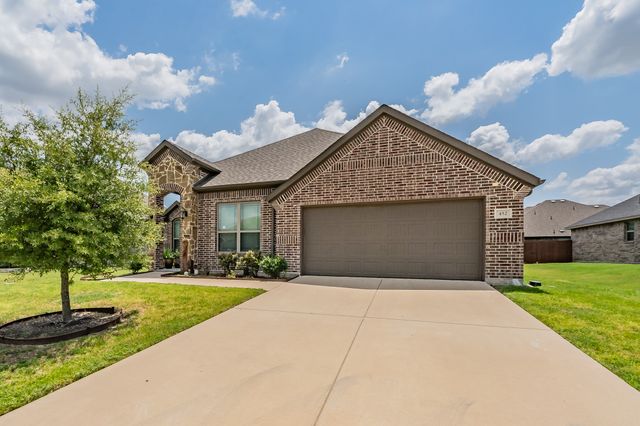 452 Wintergreen Drive, Waxahachie, TX 75165