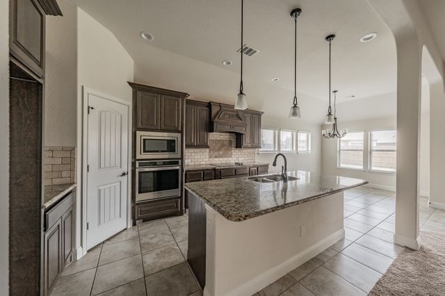 452 Wintergreen Drive, Waxahachie, TX 75165