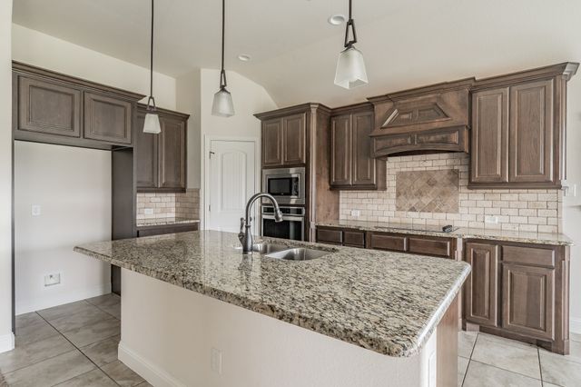 452 Wintergreen Drive, Waxahachie, TX 75165