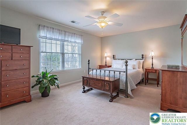 5633 Kart Drive, Allentown City, PA 18106