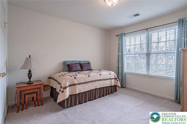 5633 Kart Drive, Allentown City, PA 18106