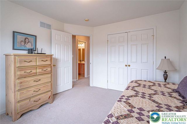 5633 Kart Drive, Allentown City, PA 18106