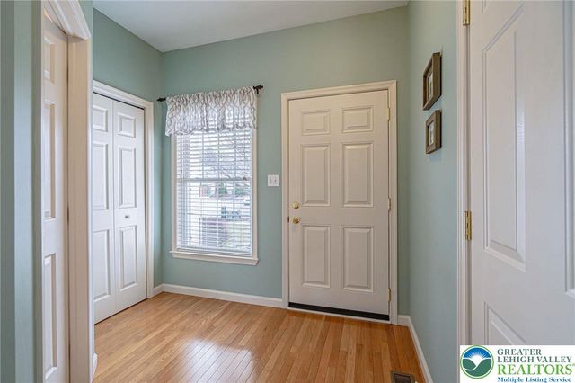 5633 Kart Drive, Allentown City, PA 18106