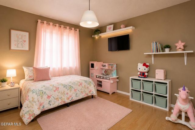 6233 GRACE MADRILES Place, El Paso, TX 79932