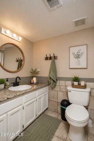 6233 GRACE MADRILES Place, El Paso, TX 79932