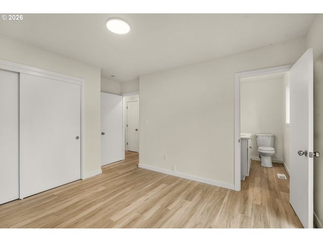 7923 Se 105TH Ave, Portland, OR 97266