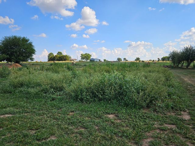 21759 Lawrence 2172, Aurora, MO 65605