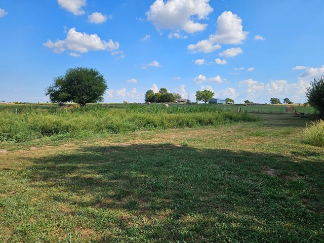 21759 Lawrence 2172, Aurora, MO 65605