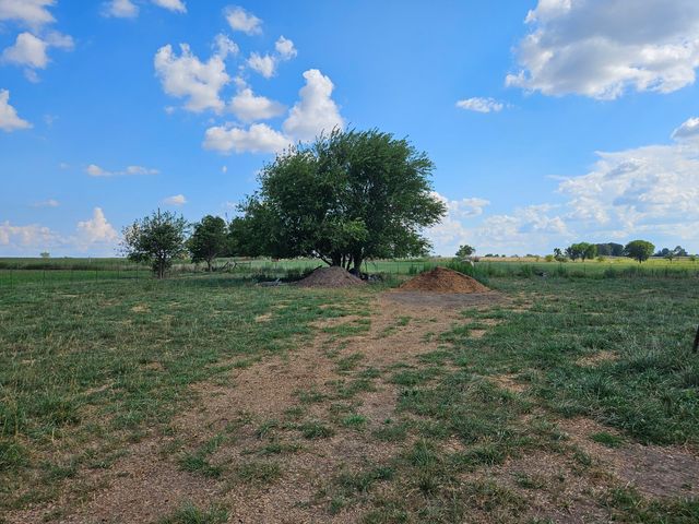 21759 Lawrence 2172, Aurora, MO 65605