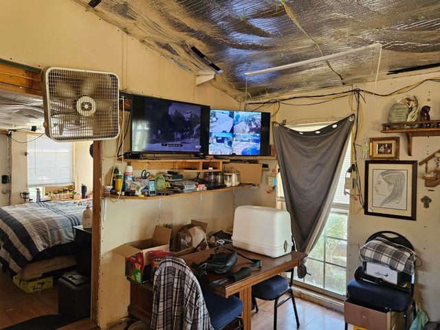 21759 Lawrence 2172, Aurora, MO 65605