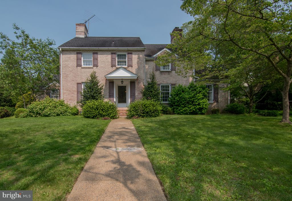 410 COUNTRY CLUB DR, Wilmington, DE 19803