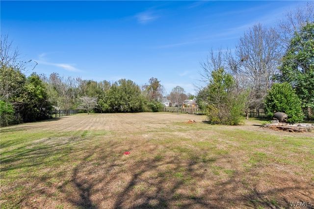 13 Hillcrest, Tuscaloosa, AL 35401