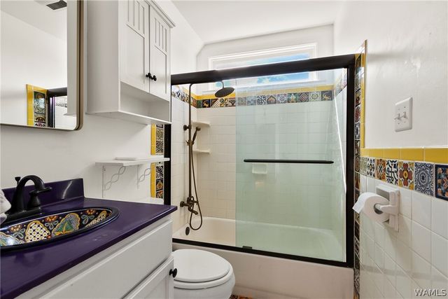 13 Hillcrest, Tuscaloosa, AL 35401