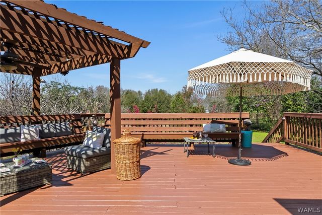 13 Hillcrest, Tuscaloosa, AL 35401