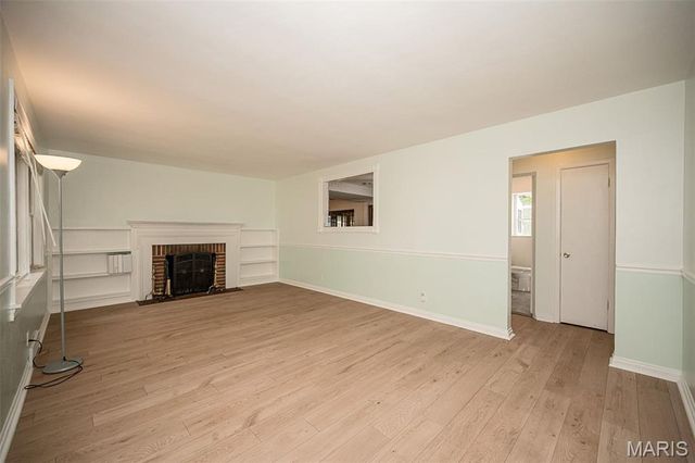 1119 Cheshire Lane, St Louis, MO 63119