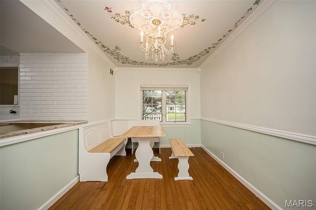 1119 Cheshire Lane, St Louis, MO 63119