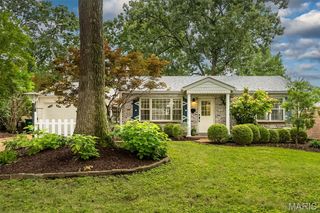 1119 Cheshire Lane, St Louis, MO 63119