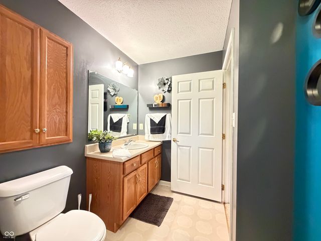 3427 Village Drive, Anderson, IN 46011