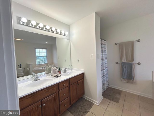 145 SUNRISE DR, Clayton, DE 19938