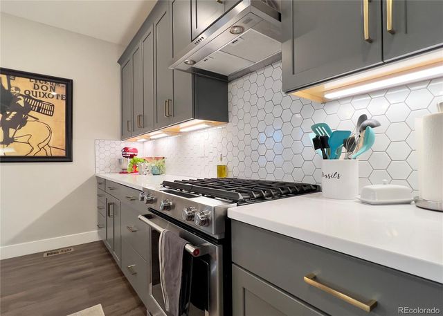 17303 W 93rd Place, Arvada, CO 80007