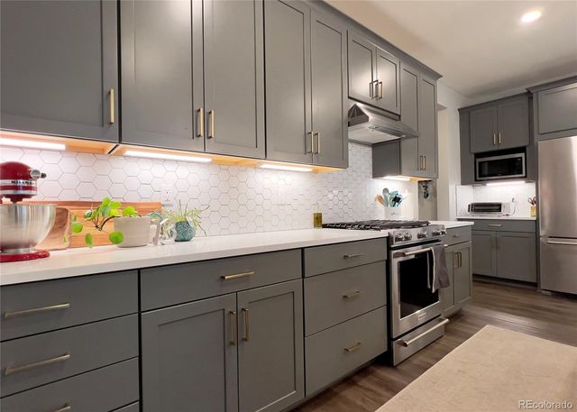 17303 W 93rd Place, Arvada, CO 80007