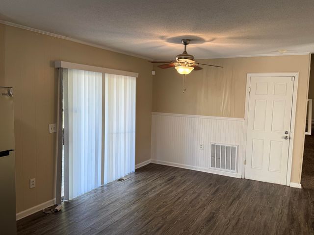 6005 Hillcrest Drive, Harrison, TN 37341