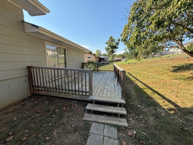 6005 Hillcrest Drive, Harrison, TN 37341