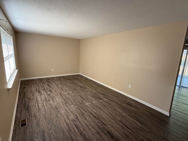 6005 Hillcrest Drive, Harrison, TN 37341