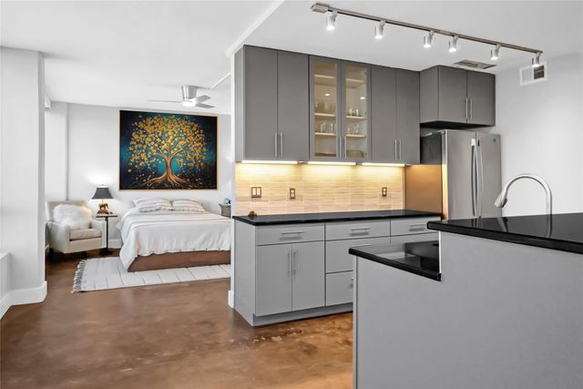 1212 Guadalupe ST 1004, Austin, TX 78701