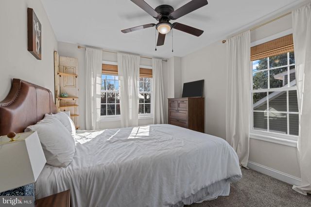 108 W MAPLE AVE, Morrisville, PA 19067