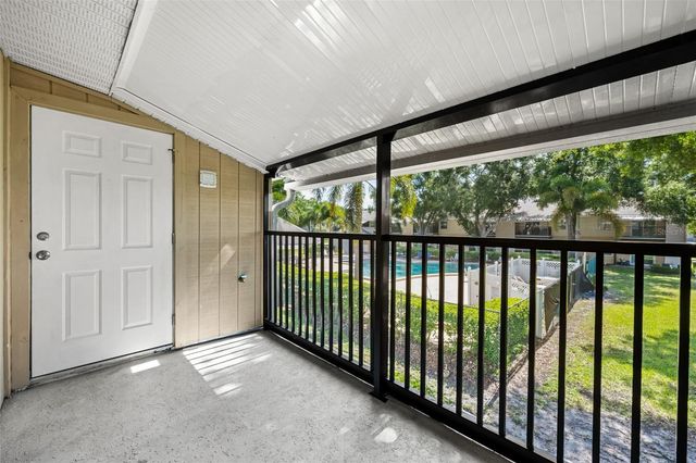 3812 N OAK DRIVE M72, Tampa, FL 33611