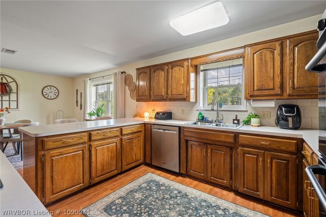 3111 Sturgeon Road, Greenwood, AR 72936