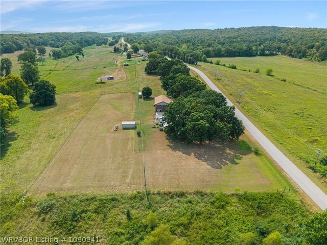 3111 Sturgeon Road, Greenwood, AR 72936