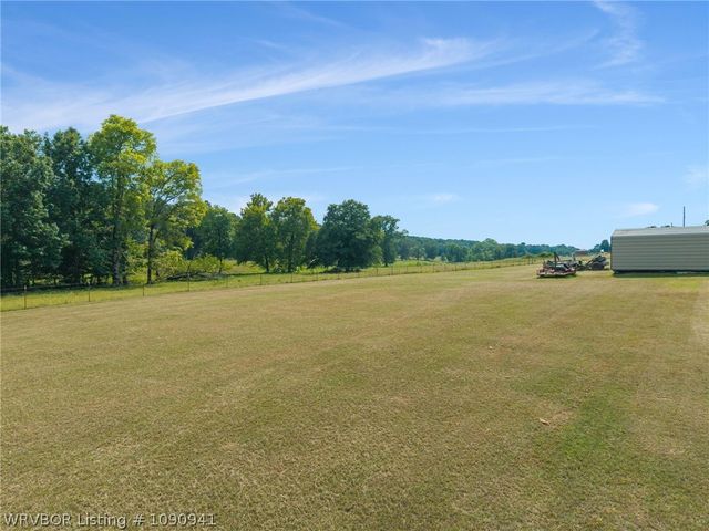 3111 Sturgeon Road, Greenwood, AR 72936