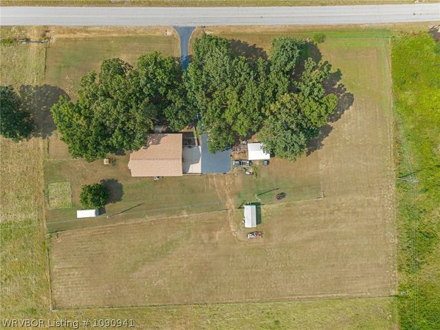 3111 Sturgeon Road, Greenwood, AR 72936