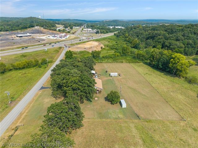 3111 Sturgeon Road, Greenwood, AR 72936