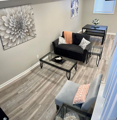 945 Olreana Road, White Lake Charter Township, MI 48386