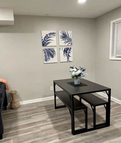 945 Olreana Road, White Lake Charter Township, MI 48386