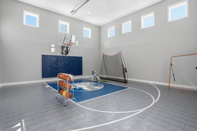 7727 Prairie Grass Pass, Prior Lake, MN 55372