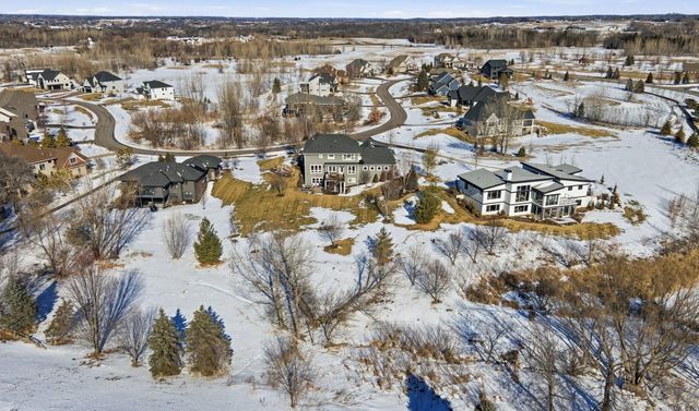 7727 Prairie Grass Pass, Prior Lake, MN 55372