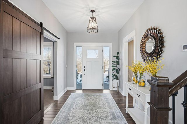 7727 Prairie Grass Pass, Prior Lake, MN 55372