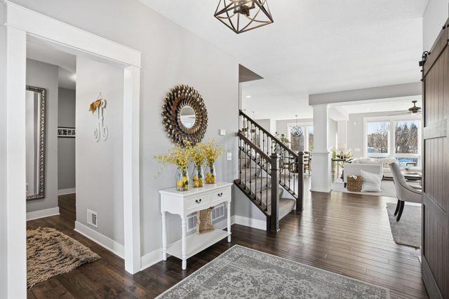 7727 Prairie Grass Pass, Prior Lake, MN 55372