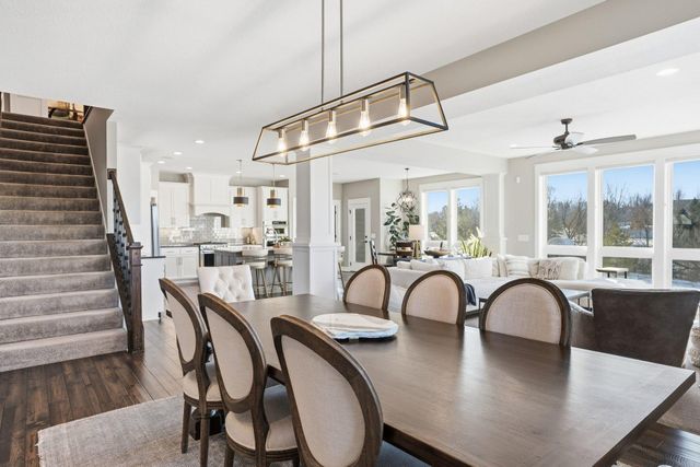 7727 Prairie Grass Pass, Prior Lake, MN 55372