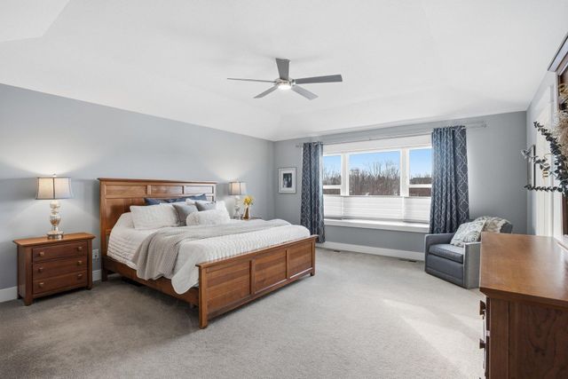 7727 Prairie Grass Pass, Prior Lake, MN 55372