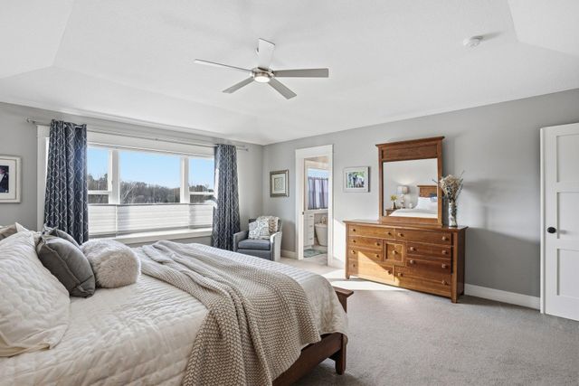 7727 Prairie Grass Pass, Prior Lake, MN 55372