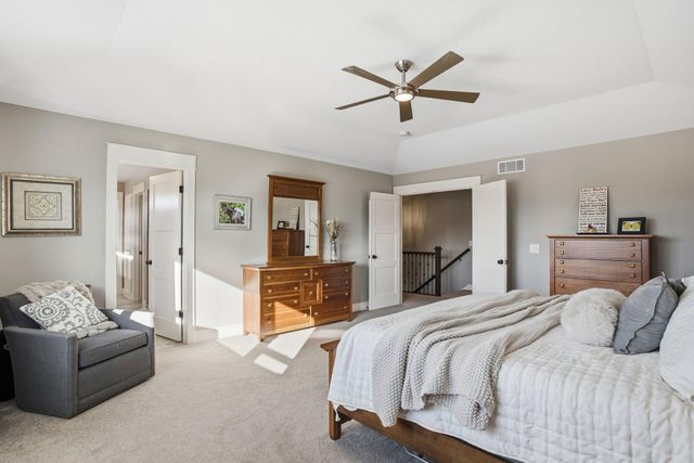 7727 Prairie Grass Pass, Prior Lake, MN 55372