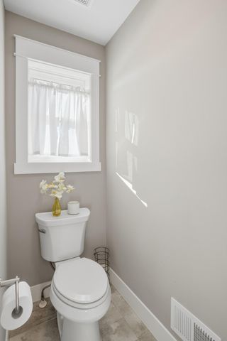 7727 Prairie Grass Pass, Prior Lake, MN 55372