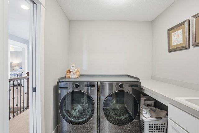 7727 Prairie Grass Pass, Prior Lake, MN 55372